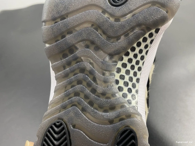 INSTINCT ANIMAL AR0715-010 JORDAN AIR 11 0725